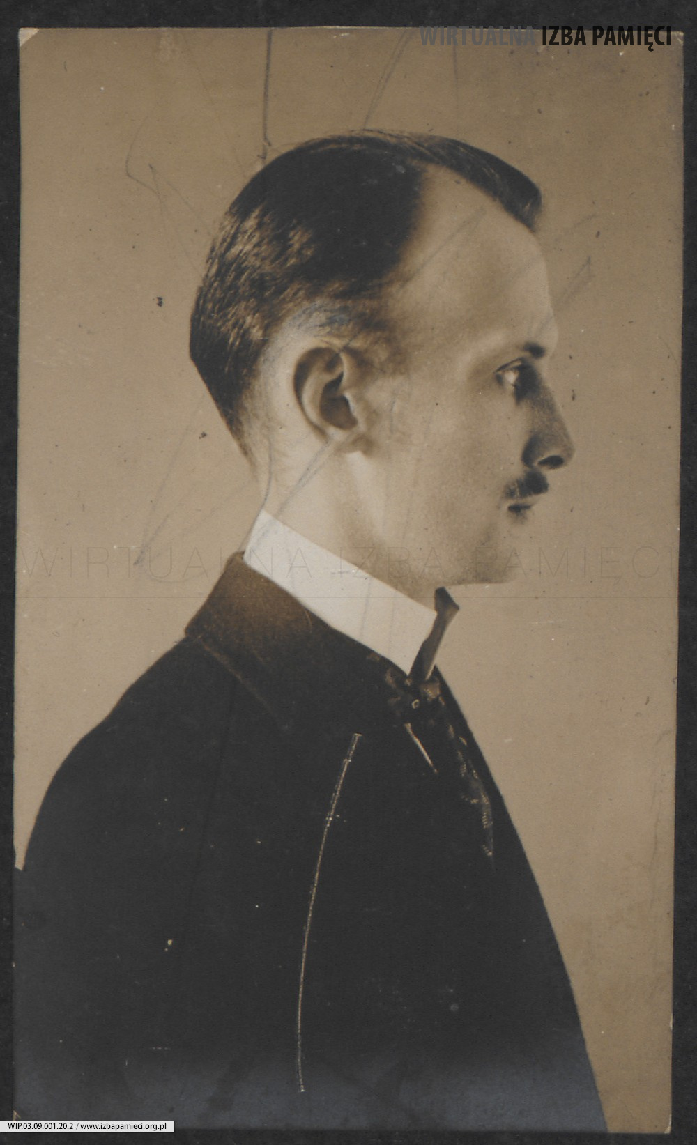 1915. Lwów. Zdjęcie profilowe Władysława Ruebenbauera.