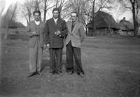 Lata 50. XX wieku. Stanisław Wójtowicz, Jan Matusz i Bronisław Purcha z Mołodycza