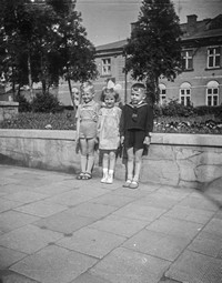Lata 70. XX wieku. Troje dzieci z Jarosławia